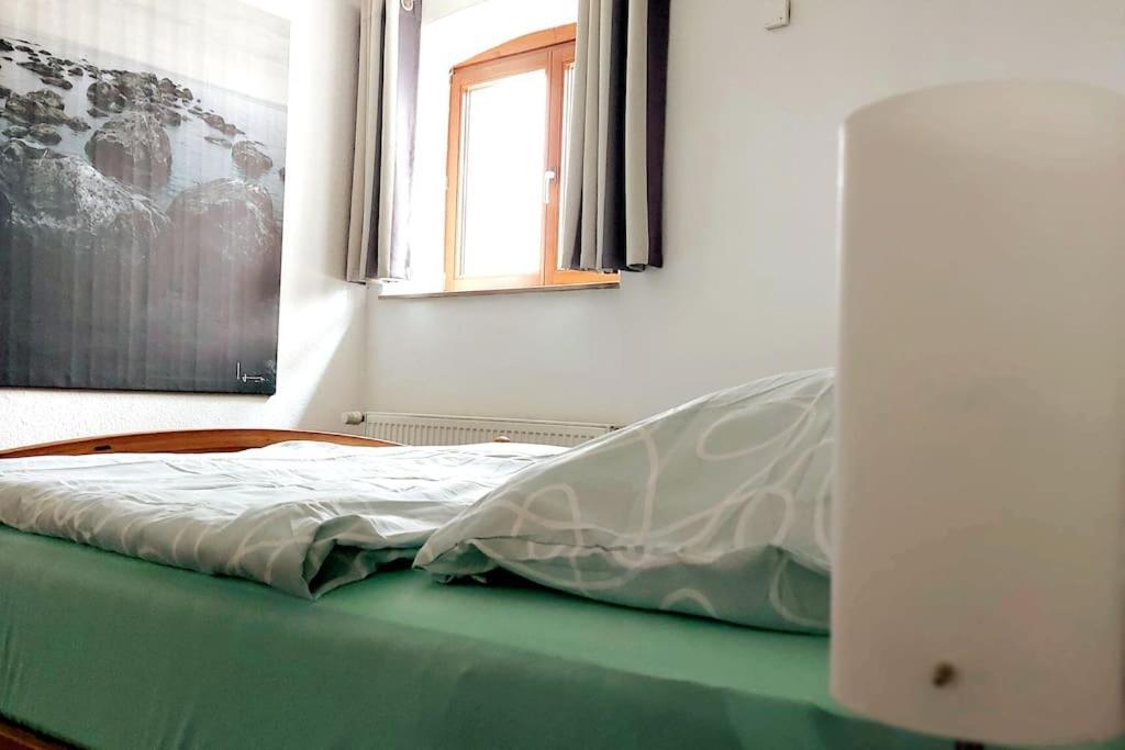 Zentrale Ferienwohnung - Direkt Am See Und Schloss Schwerin  Eksteriør billede
