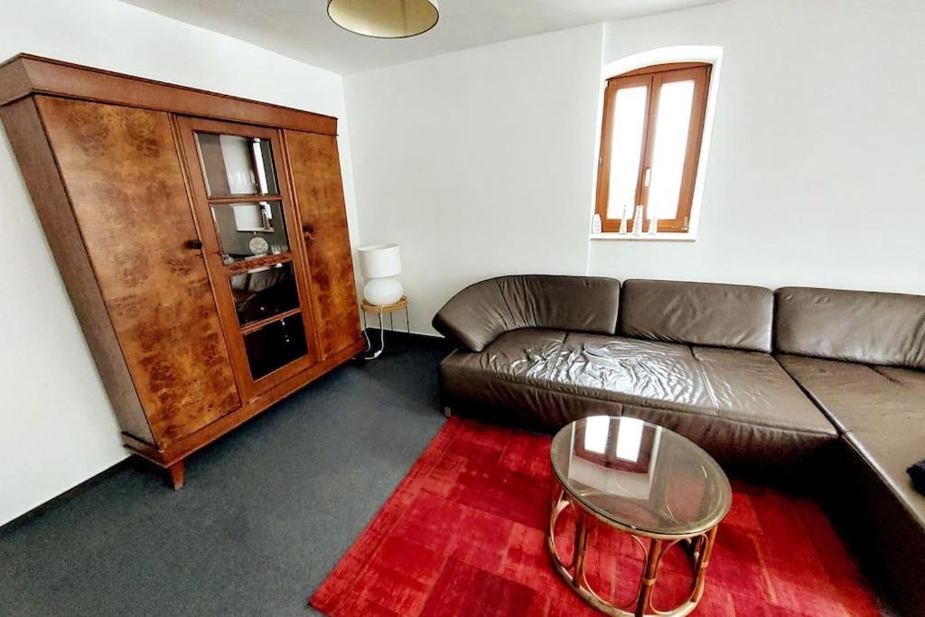Zentrale Ferienwohnung - Direkt Am See Und Schloss Schwerin  Eksteriør billede